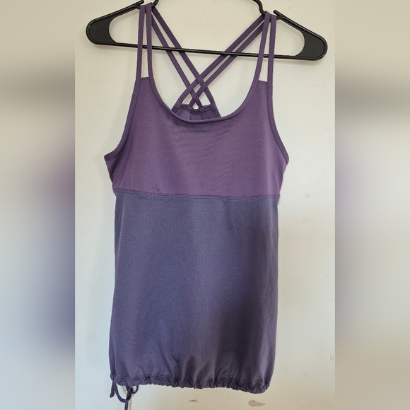 Champion Lavender Athletic Top - Picture 1 of 8